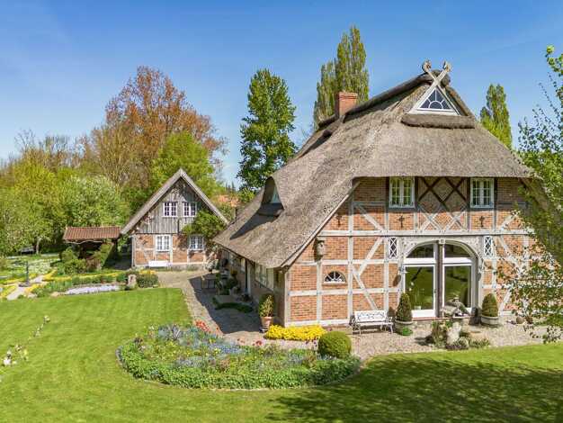 Einfamilienhaus zum Kauf 1.249.000 € 5 Zimmer 200 m² 9.464 m² Grundstück Groß Sarau 23627