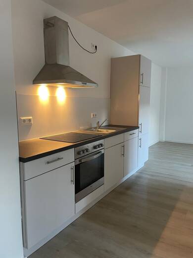Wohnung zur Miete 590 € 2 Zimmer 52,7 m² frei ab sofort Ulmenstraße 6 Heppens Wilhelmshaven 26384