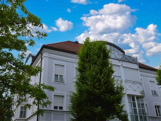 Wohnung zum Kauf 575.000 € 3 Zimmer 96 m² 3. Geschoss Westenviertel Regensburg 93049