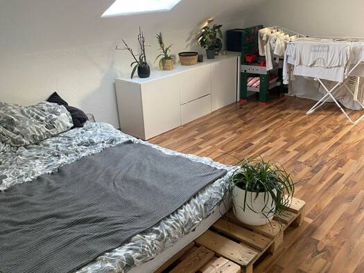 Wohnung zur Miete 850 € 3 Zimmer 75 m² Geschoss 3/3 frei ab 01.04.2026 Mettingen Esslingen am Neckar 73733