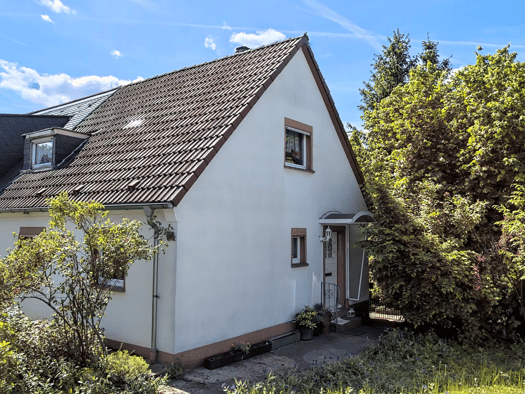 Doppelhaushälfte zum Kauf 255.000 € 1 Zimmer 70 m² 600 m² Grundstück frei ab sofort Im Reutersfeld Weismark-Feyen Trier 54294