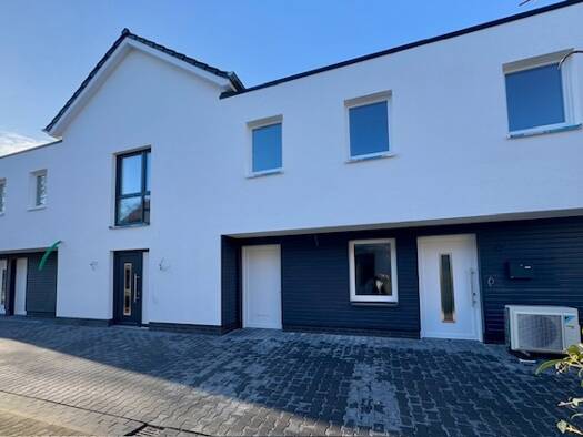 Maisonette zum Kauf - Erstbezug provisionsfrei 514.000 € 3 Zimmer 104,3 m² frei ab sofort Stedinger Straße 124 Osternburg Oldenburg 26135