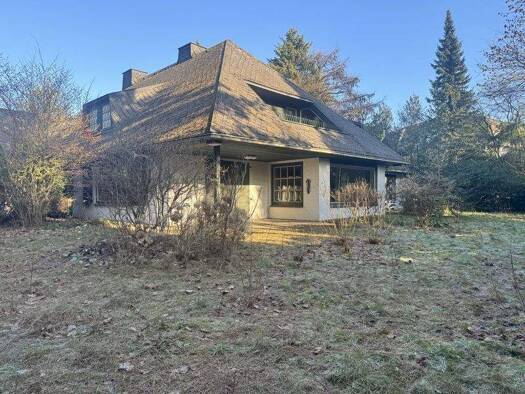 Einfamilienhaus zum Kauf 7 Zimmer 262,1 m² 1.435 m² Grundstück Pinneberg 25421