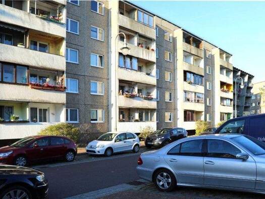 Wohnung zur Miete 330 € 3 Zimmer 56,8 m² 3. Geschoss frei ab 01.04.2026 Teichstr. 60 Innenstadt Dessau-Roßlau 06844