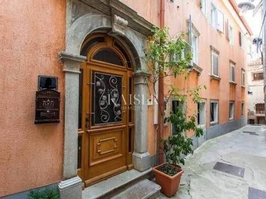 Haus zum Kauf 1.350.000 € 9 Zimmer 588 m² Cres Cres