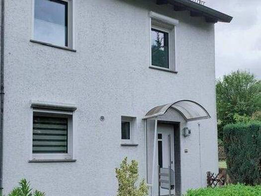 Reihenendhaus zum Kauf 349.000 € 4 Zimmer 85 m² 431 m² Grundstück frei ab 30.09.2026 Petersberg Petersberg 36100