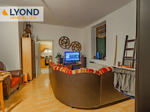 Wohnung zum Kauf 69.500 € 2 Zimmer 67 m² Glauchau 08371