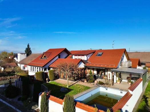 Einfamilienhaus zum Kauf 695.000 € 6,5 Zimmer 309 m² 663 m² Grundstück Bergatreute 88368