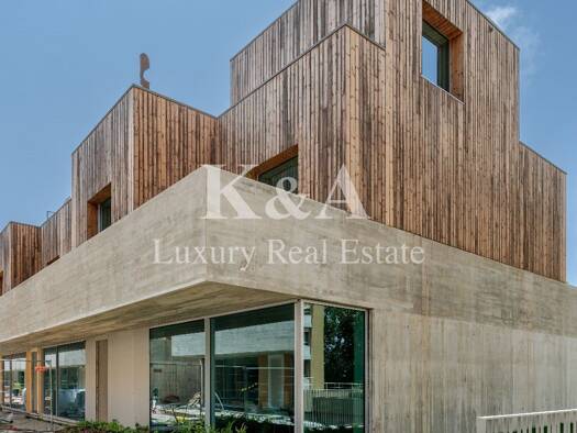 Haus zum Kauf 1.500.000 € 352 m² 109 m² Grundstück Ramalde 4250