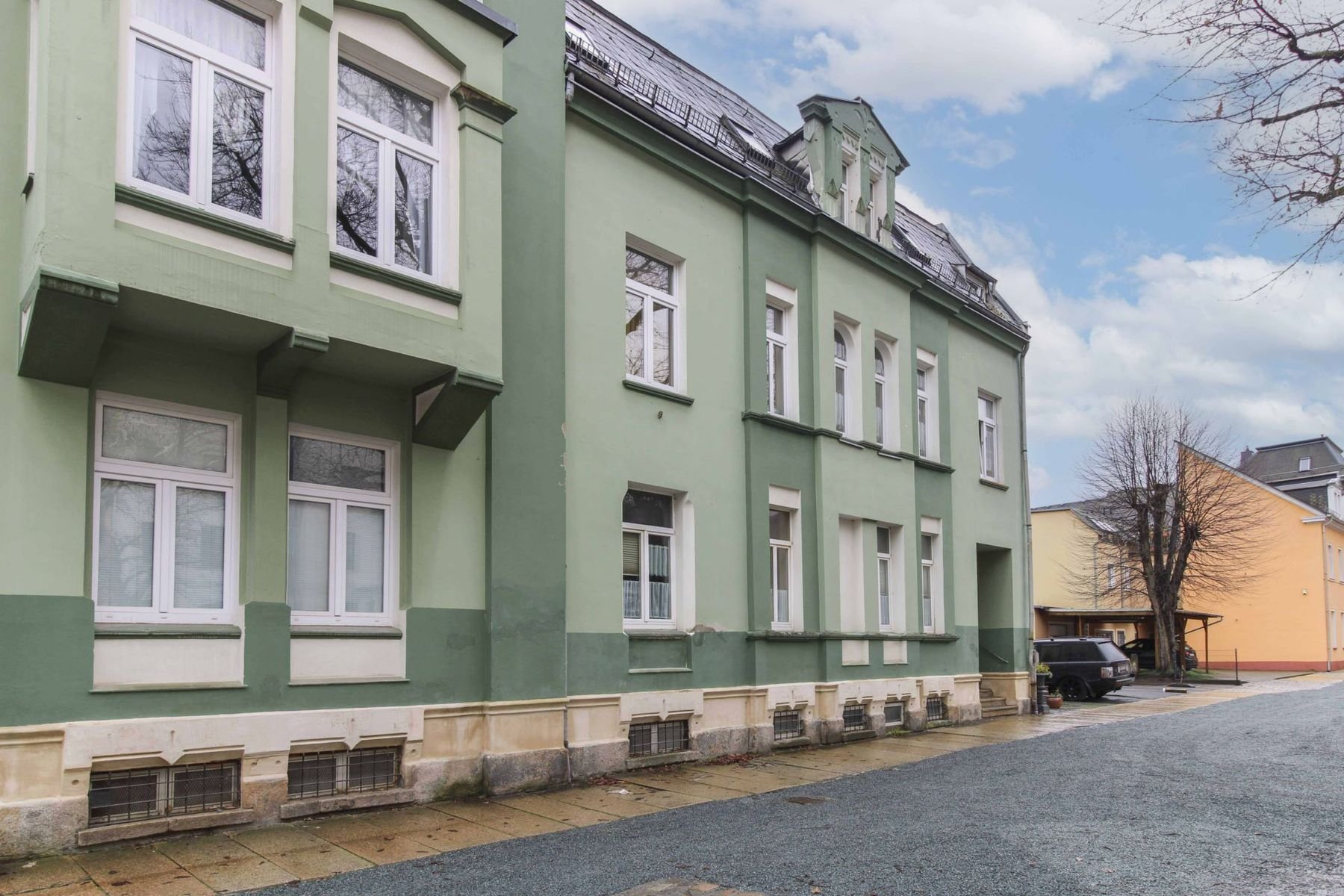 Wohn- und Geschäftshaus zum Kauf als Kapitalanlage geeignet 1.190.000 € 1.100 m²<br/>Fläche 1.507,2 m²<br/>Grundstück Greiz Greiz 07973