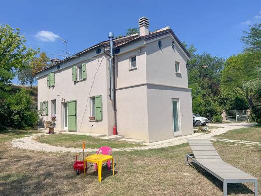Bauernhaus zum Kauf 390.000 € 5 Zimmer 170 m² 3.500 m² Grundstück Panoramablick Colli al Metauro 61030