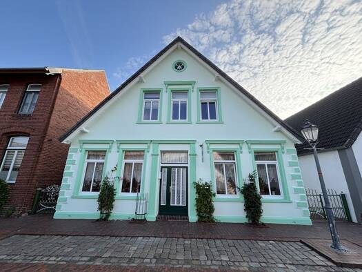 Einfamilienhaus zum Kauf 100.000 € 244,7 m² 736 m² Grundstück Neustadtgödens Sande 26452