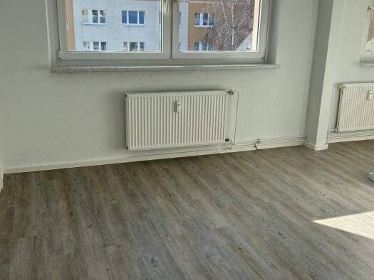 Wohnung zur Miete 255 € 2 Zimmer 41,7 m² 4. Geschoss Hildesheimer Straße 34 Südstadt Halle (Saale) 06128