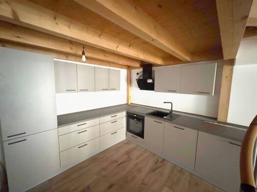 Stadthaus zur Miete 1.290 € 3,5 Zimmer 106 m² frei ab 01.02.2026 Innenstadt Reutlingen 72764