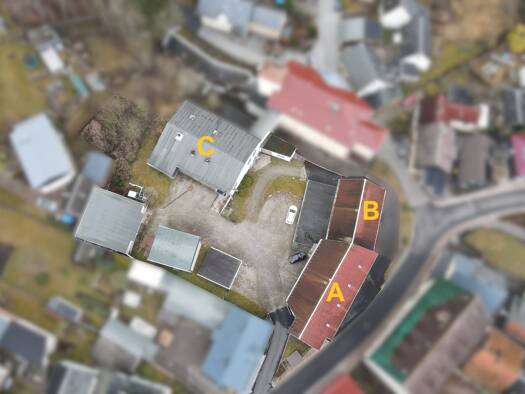 Haus zum Kauf 290.000 € 1.657 m² Manebach Ilmenau 98693