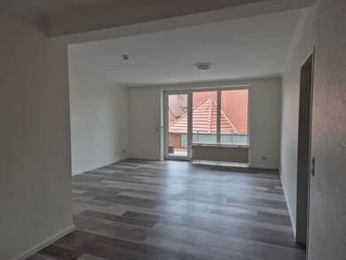 Wohnung zur Miete 595 € 3 Zimmer 76,1 m² 1. Geschoss frei ab sofort Sellstedter Straße 3 Schiffdorf Schiffdorf 27619