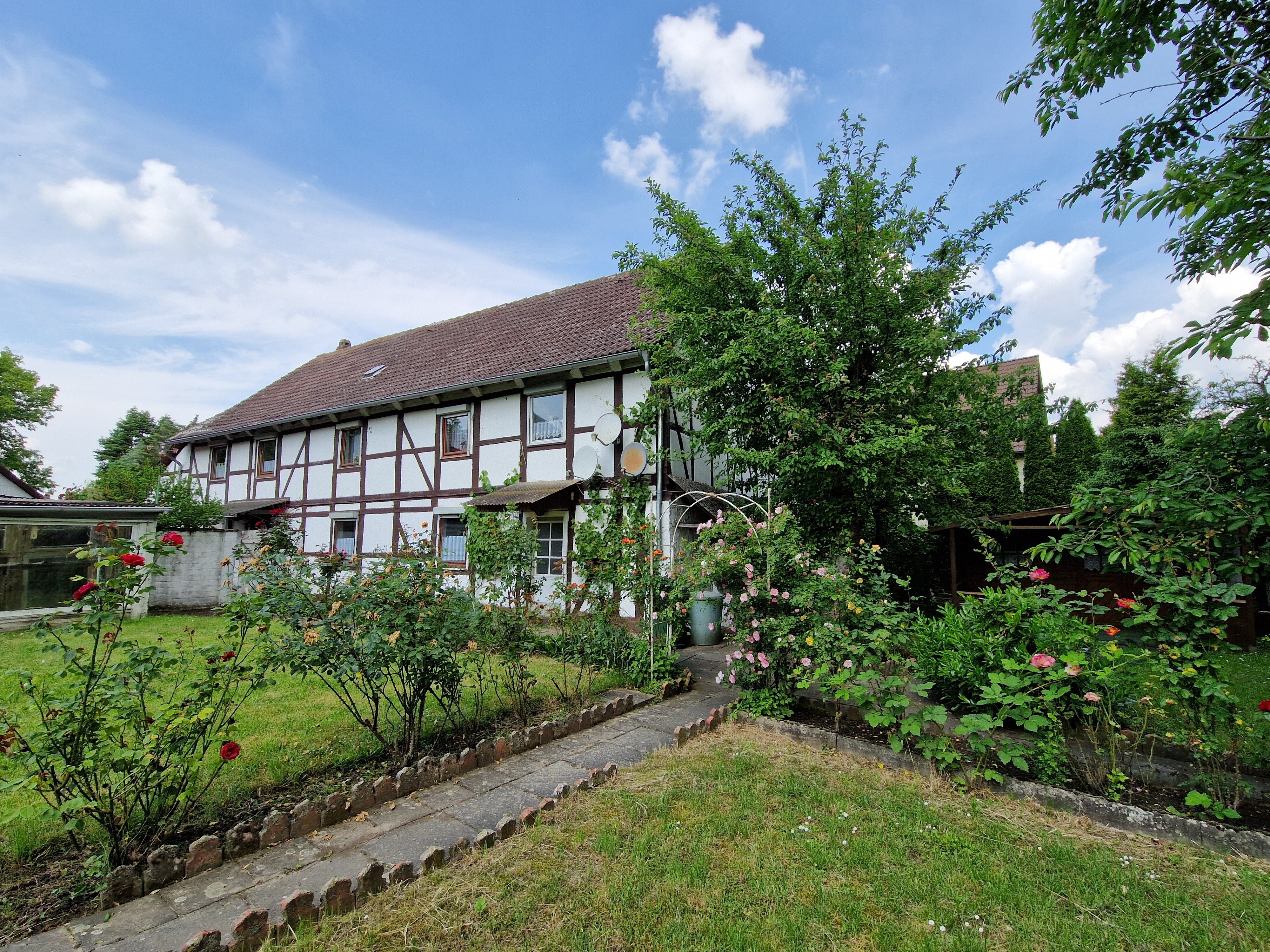 Einfamilienhaus zum Kauf 79.000 € 9 Zimmer 180 m²<br/>Wohnfläche 1.266 m²<br/>Grundstück ab sofort<br/>Verfügbarkeit Söllingen 38387