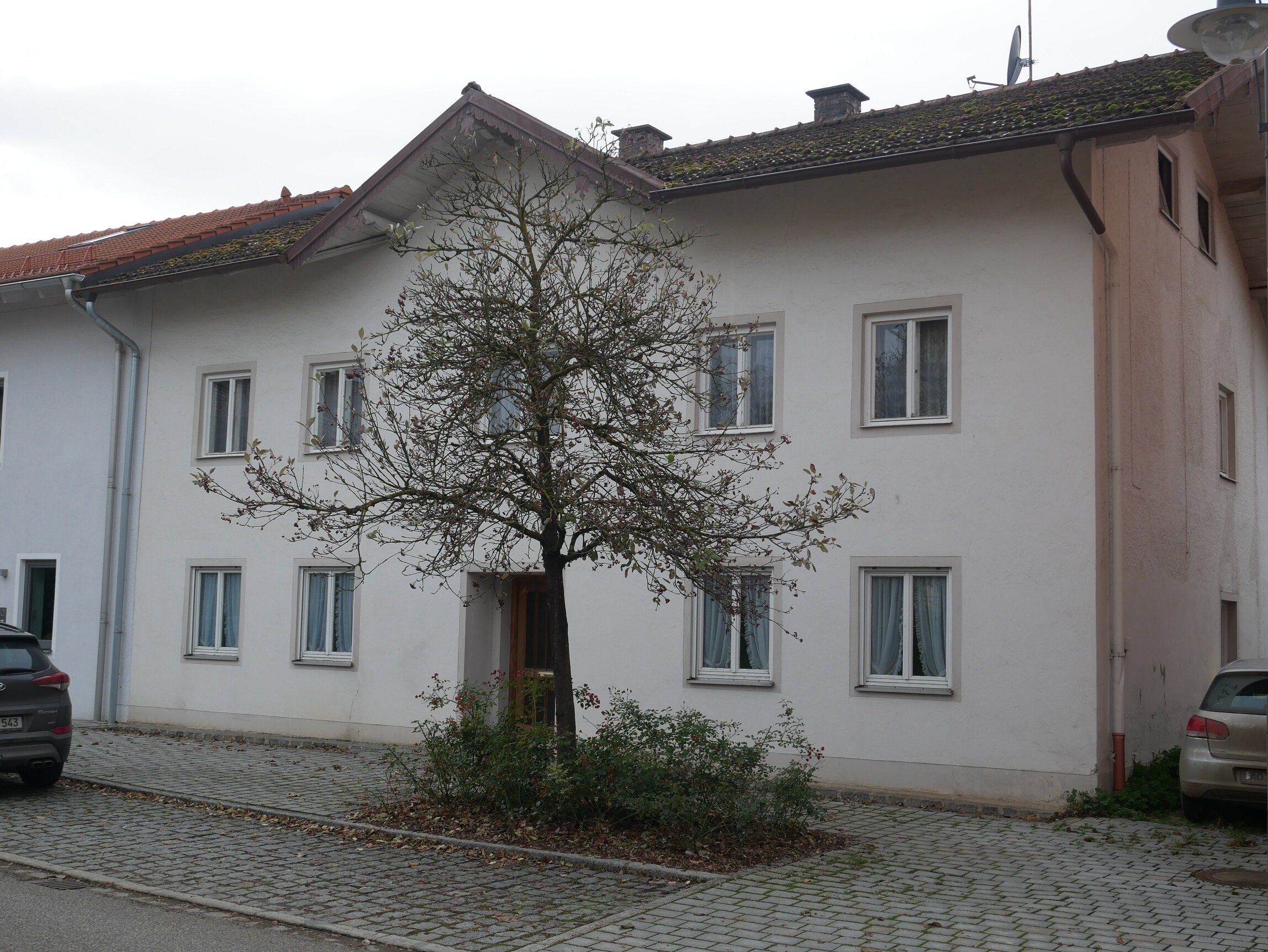 Haus zum Kauf 320.000 € 5 Zimmer 170 m²<br/>Wohnfläche 1.077 m²<br/>Grundstück ab sofort<br/>Verfügbarkeit Kirchweidach Kirchweidach 84558