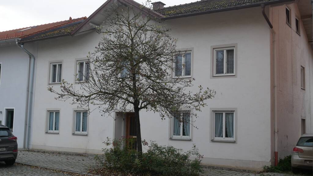 Haus zum Kauf 270.000 € 5 Zimmer 170 m² 527 m² Grundstück frei ab sofort Kirchweidach 84558