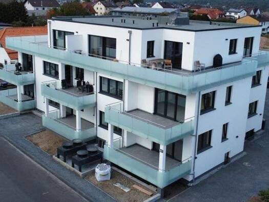 Wohnung zur Miete 1.000 € 3 Zimmer 99,3 m² 1. Geschoss frei ab sofort Poppenhagener Straße 50 Hessisch Lichtenau 37235