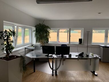 Bürofläche zur Miete 9,22 € 3 Zimmer 141 m² Bürofläche Pilatusring 1 Hausen Hausen 91353