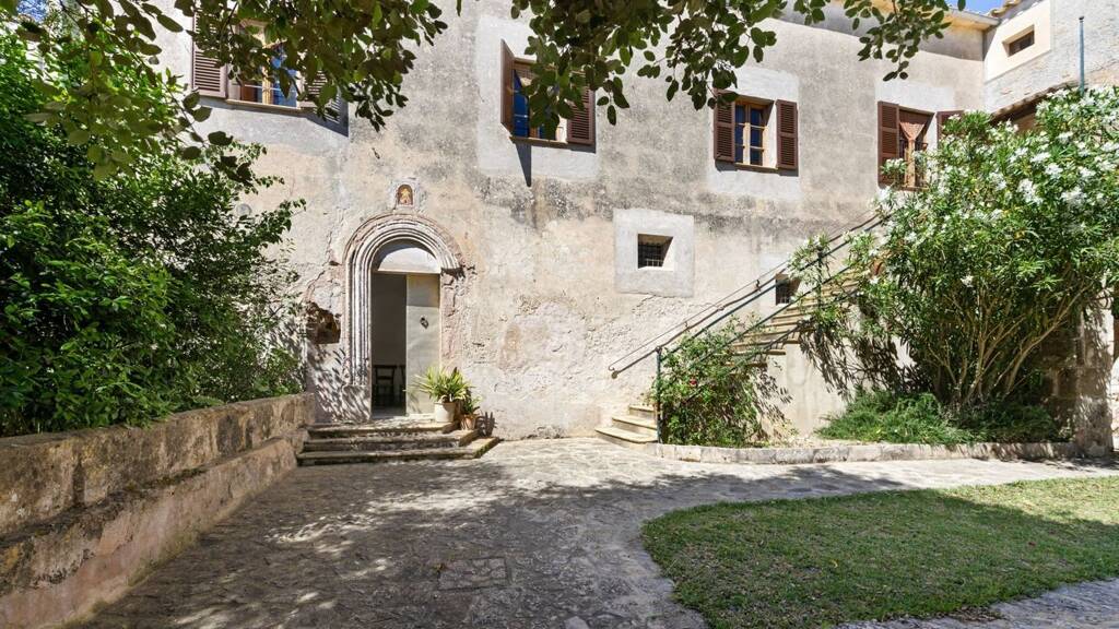 Herrenhaus zum Kauf 3.150.000 € 10 Zimmer 252 m² 199.650 m² Grundstück Sineu 07510