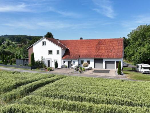 Einfamilienhaus zum Kauf provisionsfrei 365.000 € 6 Zimmer 254 m² 1.442 m² Grundstück frei ab sofort Blasheim Lübbecke 32312