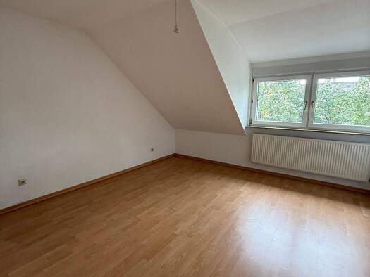 Wohnung zur Miete 670 € 2 Zimmer 70,4 m² 5. Geschoss frei ab sofort Lindenhof Mannheim 68163