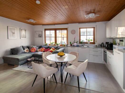 Wohnung zum Kauf 205.000 € 3 Zimmer 56,7 m² EG Hohenstein Bönnigheim 74357