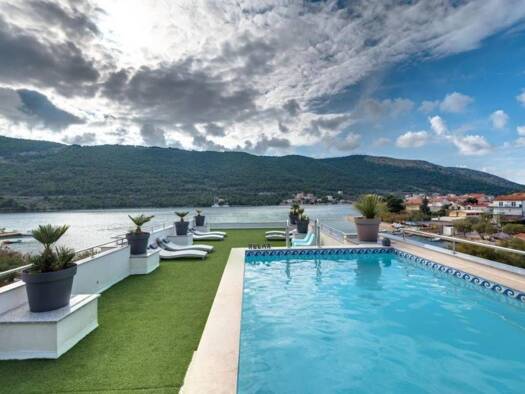 Haus zum Kauf 1.500.000 € 7 Zimmer 534 m² Sibenik