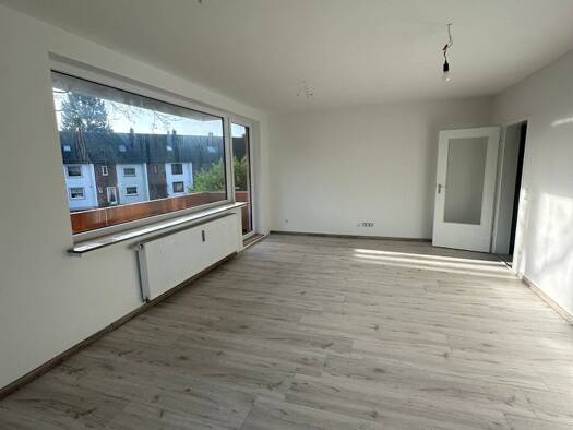 Wohnung zur Miete 1.100 € 3 Zimmer 87 m² frei ab sofort Mittelshuchting Bremen 28259