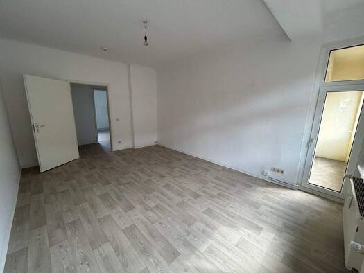 Wohnung zur Miete 433 € 3 Zimmer 71 m² 2. Geschoss Otto-Richter-Straße 13a Sudenburg Magdeburg 39116