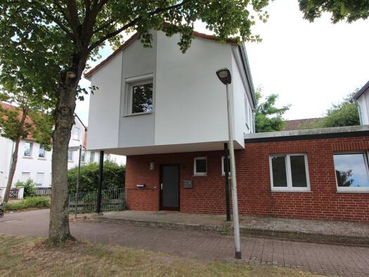 Einfamilienhaus zur Miete 1.239 € 4 Zimmer 109 m² 200 m² Grundstück frei ab sofort Am Wasserturm 2 Burgdorf Burgdorf 31303