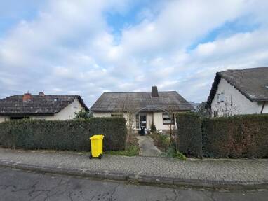 Einfamilienhaus zum Kauf provisionsfrei 140.000 € 7 Zimmer 193 m² 572 m² Grundstück Burgbrohl Burgbrohl 56659
