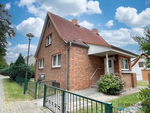 Einfamilienhaus zum Kauf 118.000 € 4 Zimmer 83 m² 683 m² Grundstück Neustadt-Glewe 19306