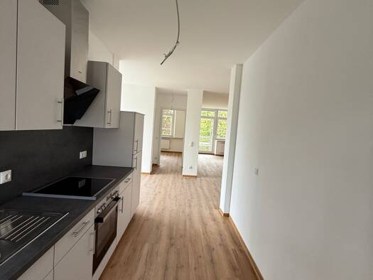 Wohnung zur Miete 885 € 3 Zimmer 73,8 m² frei ab sofort Egerer Straße 30 Waldsassen 95652
