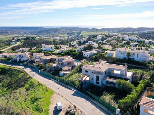Haus zum Kauf 599.000 € 340 m² 1.360 m² Grundstück Vila do Bispo e Raposeira 8650