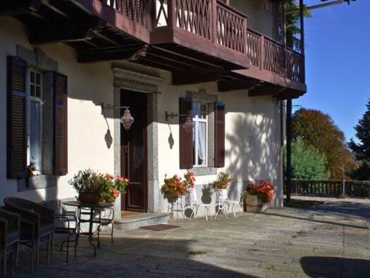 Einfamilienhaus zum Kauf 1.200.000 € 20 Zimmer Invorio 28040