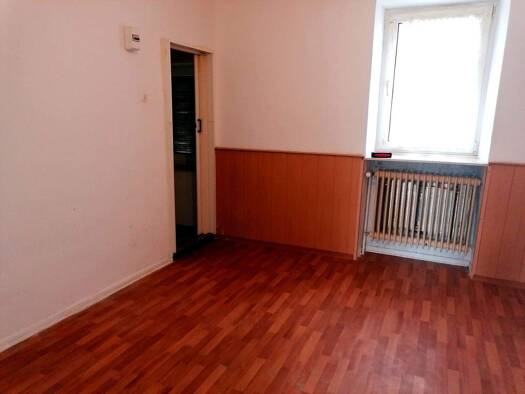 Mehrfamilienhaus zum Kauf 275.000 € 9 Zimmer 215 m² 823 m² Grundstück Patersbach Altenglan 66885