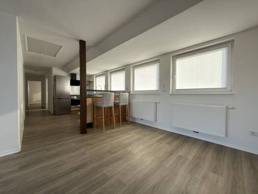 Wohnung zur Miete 840 € 3 Zimmer 84,2 m² 2. Geschoss Mitte Delmenhorst 27749