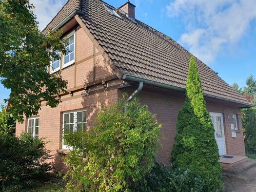 Einfamilienhaus zur Miete 1.500 € 5 Zimmer 121 m² 682 m² Grundstück frei ab 01.01.2027 Harsefeld Harsefeld 21698