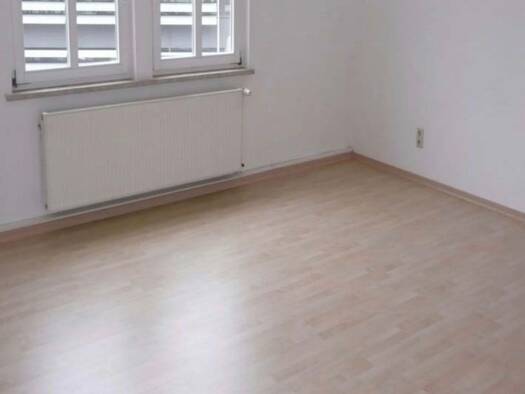 Wohnung zur Miete 285 € 2 Zimmer 43 m² Geschoss 3/3 frei ab 01.12.2026 Sonneberg Sonneberg 96515