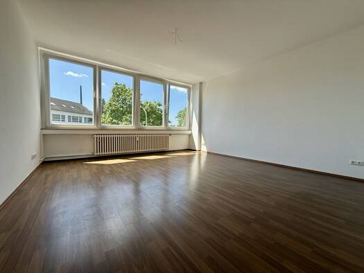 Wohnung zur Miete 300 € 1,5 Zimmer 38 m² frei ab 15.09.2026 Westviertel Stadtbezirk I 45127