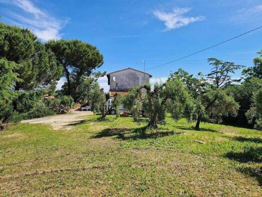 Haus zum Kauf 420.000 € 215 m² 160.000 m² Grundstück Casciana Terme Lari 56035