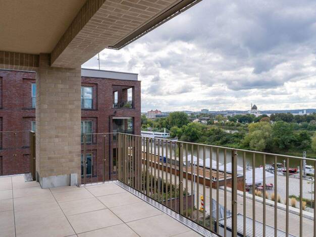 Wohnung zur Miete - Erstbezug 2.015 € 4 Zimmer 106 m² 3. Geschoss frei ab 01.04.2026 Pieschen-Süd Dresden 01097