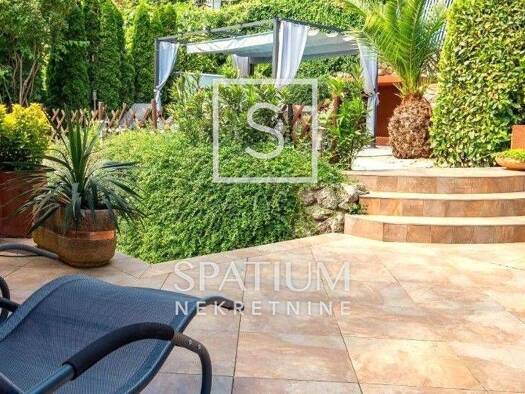 Haus zum Kauf 2.950.000 € 12 Zimmer 482 m² Opatija - Centar, Opatija Opatija