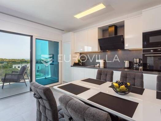 Wohnung zur Miete 1.500 € 3 Zimmer 110 m² Stinjan Tinjan