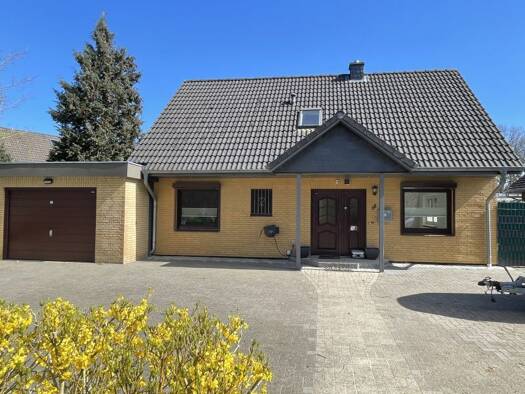 Einfamilienhaus zum Kauf 339.000 € 4 Zimmer 59,9 m² 858 m² Grundstück Hartenholm 24628