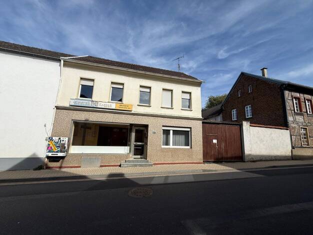 Mehrfamilienhaus zum Kauf provisionsfrei 249.000 € 13 Zimmer 368 m² 686 m² Grundstück Ersdorf Meckenheim 53340