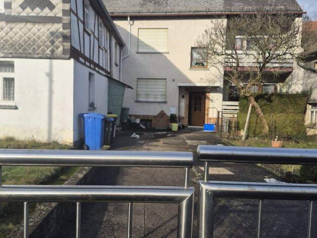 Einfamilienhaus zum Kauf 159.000 € 7 Zimmer 160 m² 750 m² Grundstück Frankenbach Biebertal 35444